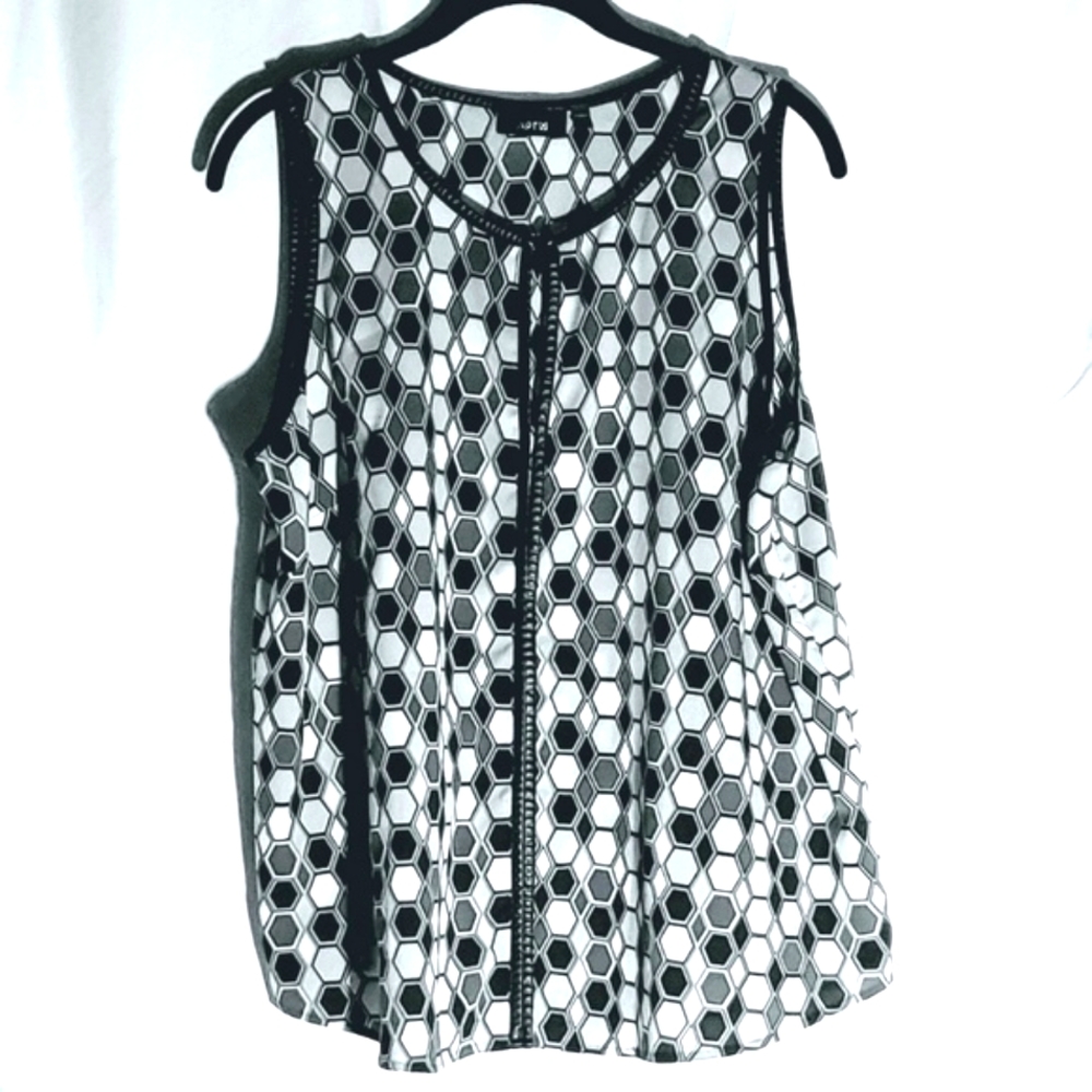 🌹Just In🌹APT9 Sleeveless Honeycomb Black Blouse